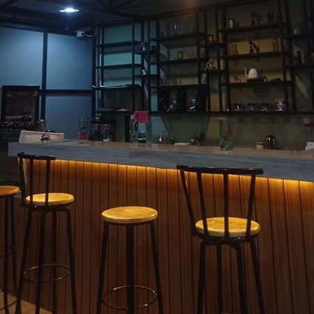 T Hotel Kualanamu Lubukpakam Extérieur photo